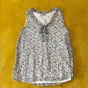 Chic Floral Sleeveless Top - White and Black